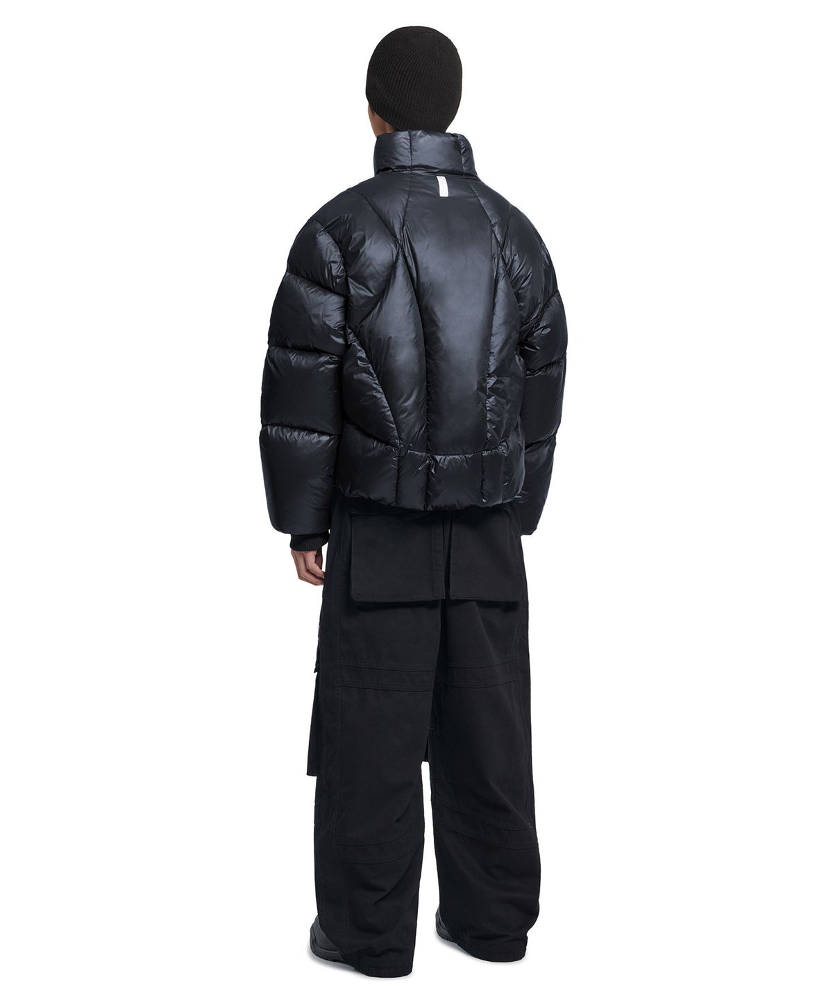 노매뉴얼(NOMANUAL) AELLA DUCK DOWN - GLOSSY BLACK