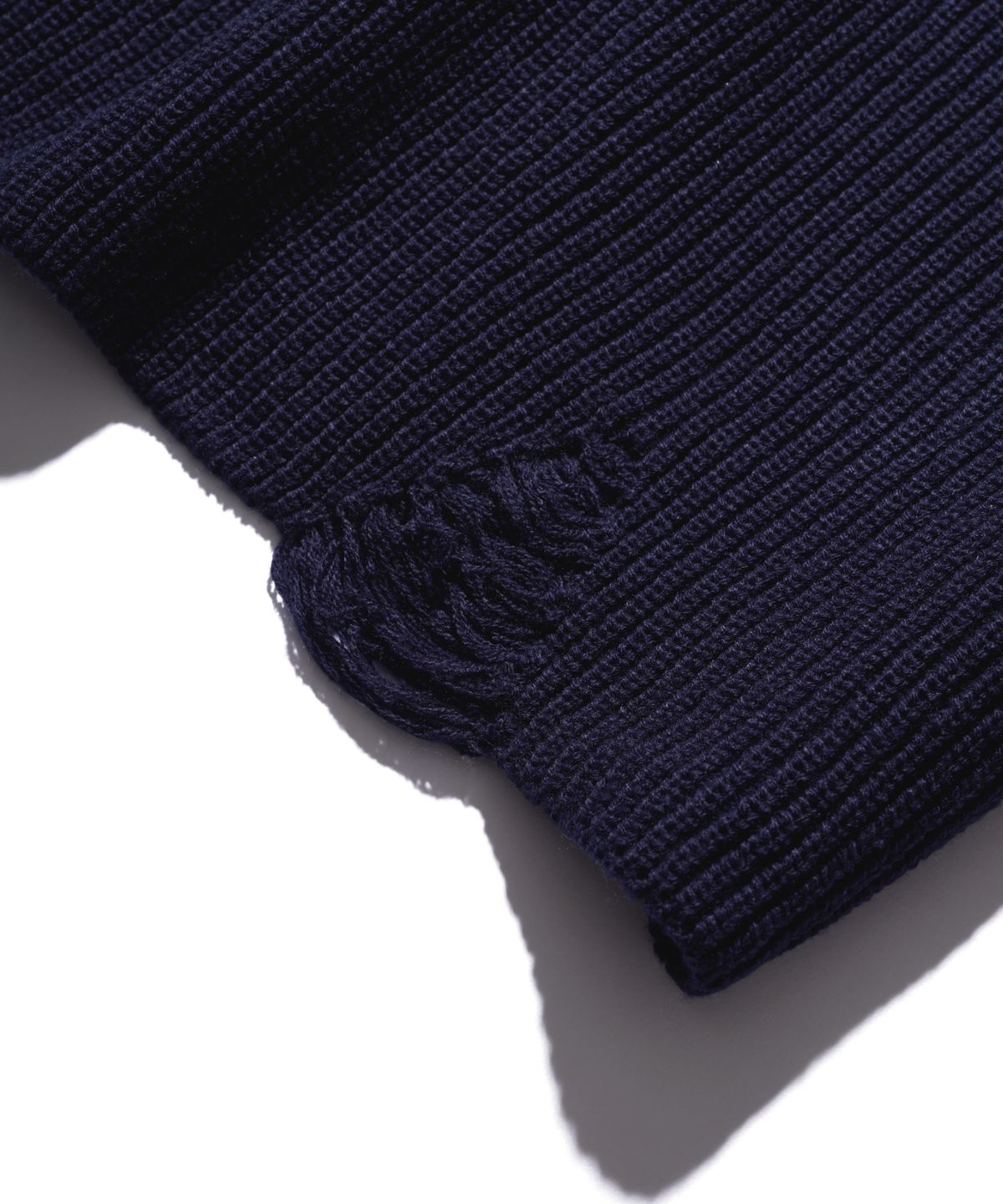 에이카화이트(AECA) AECA MEANS DESTROYED KNIT-NAVY