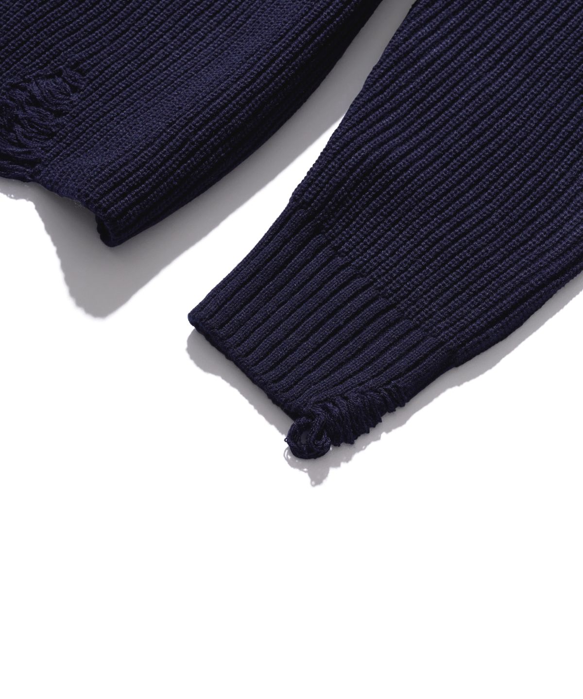 에이카화이트(AECA) AECA MEANS DESTROYED KNIT-NAVY