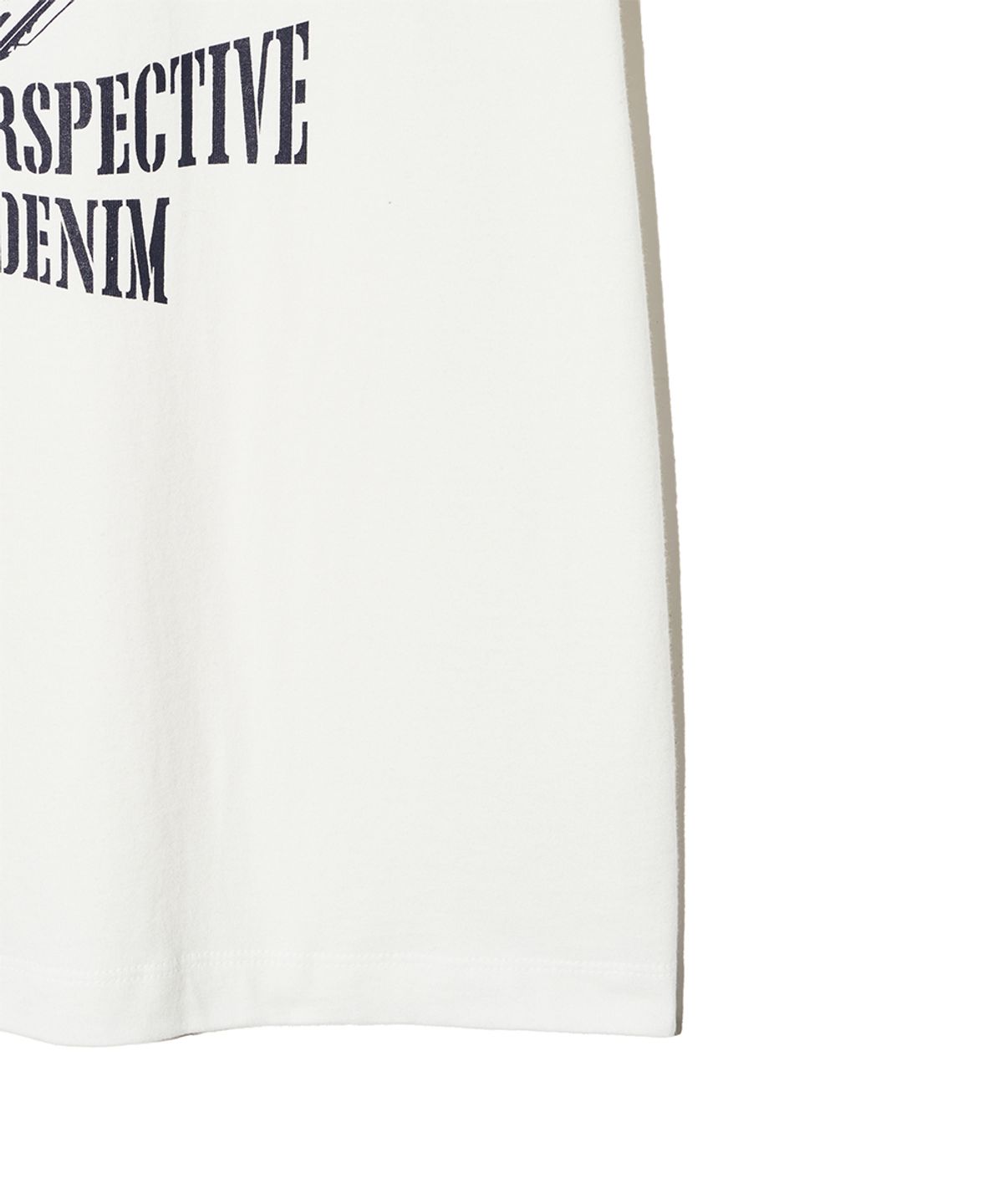 메종미네드(MAISON MINED) DOODLE HEART HALF T WHITE