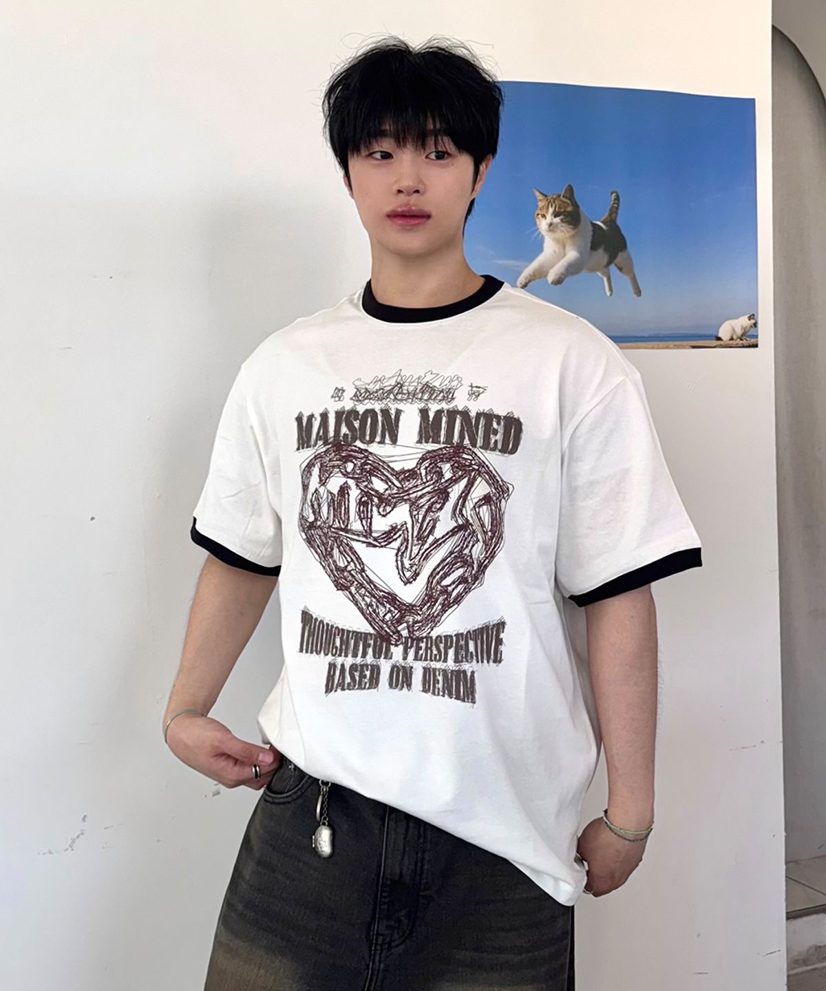 메종미네드(MAISON MINED) DOODLE HEART RINGER HALF T WHITE