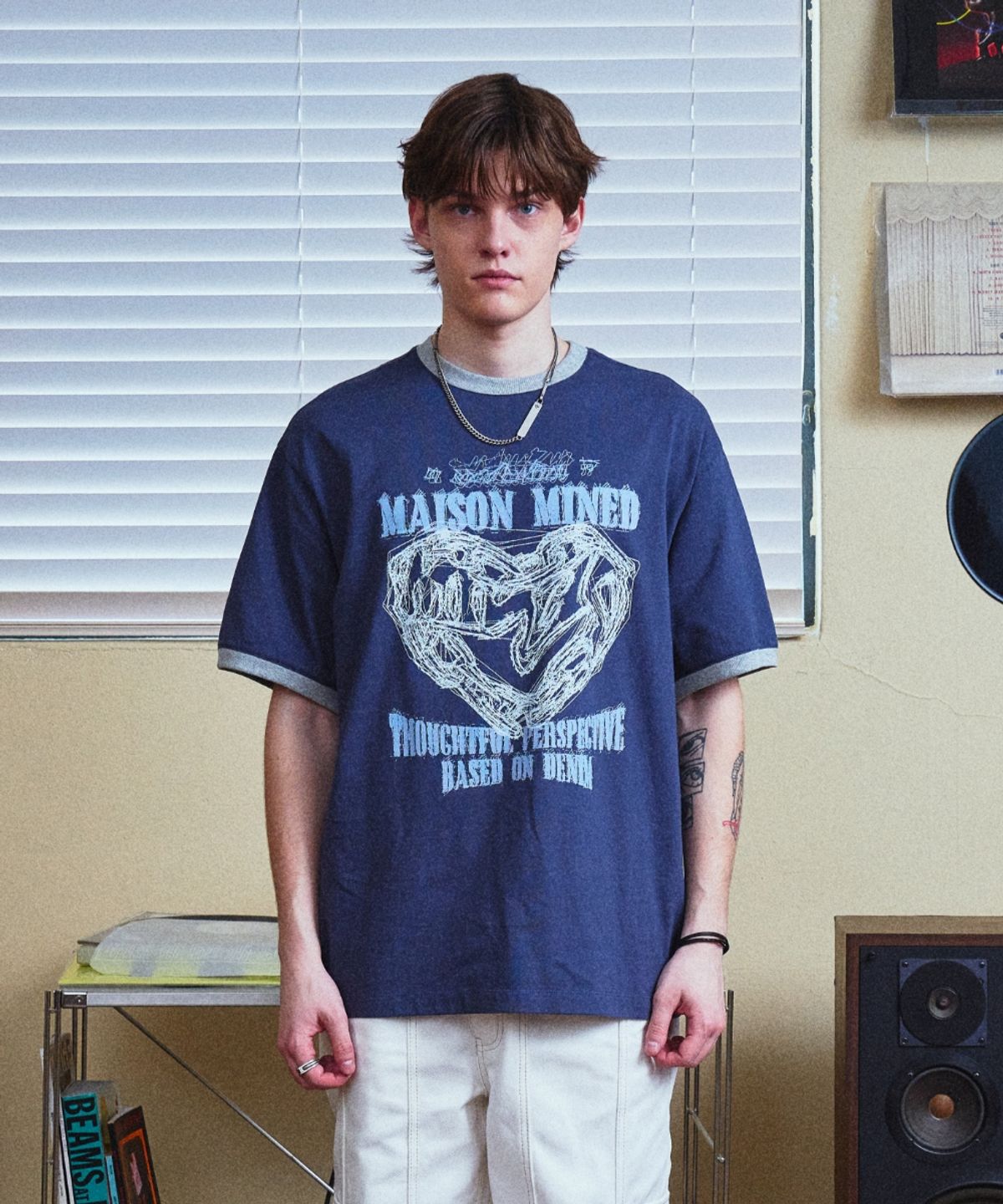 메종미네드(MAISON MINED) DOODLE HEART RINGER HALF T WHITE