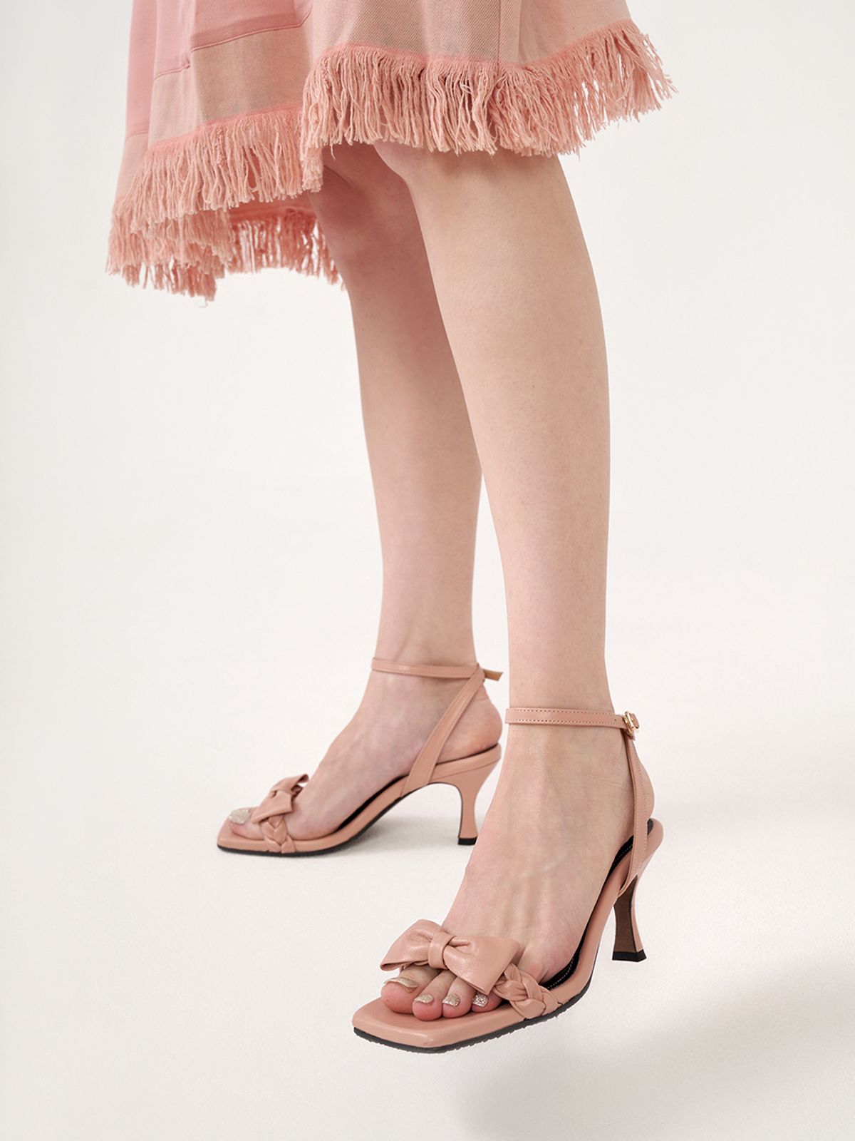 에뗄린(ETELIN) Cana X-Strap Sandals - Daizy Pink