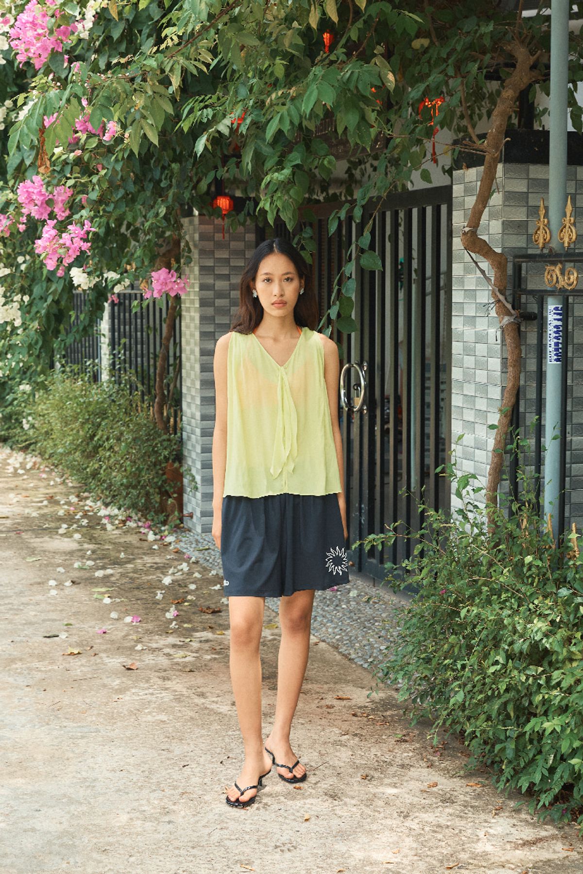 큐피도(KUPIDO) Siera twist Blouse _ lemon