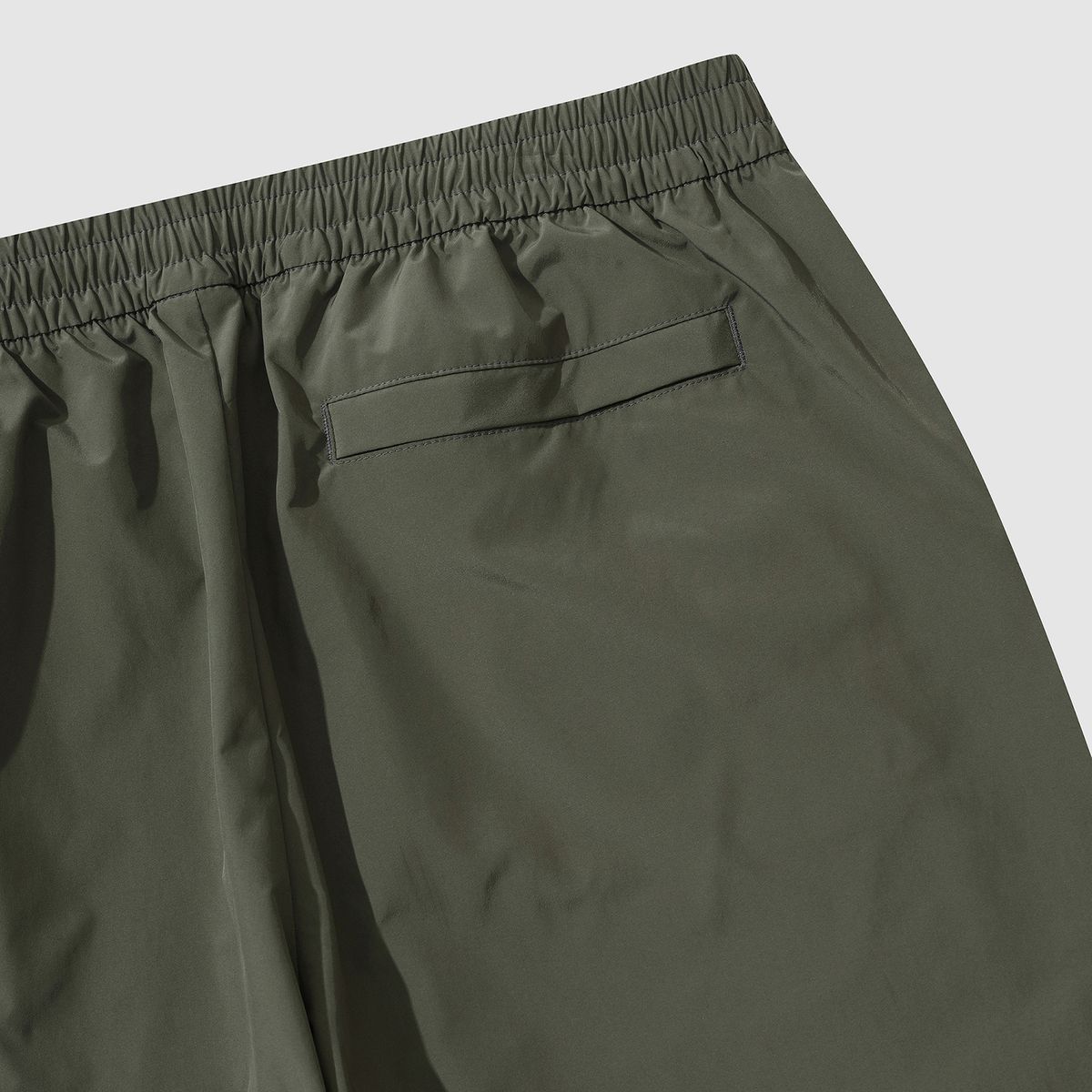 엄브로(UMBRO) 퓨쳐리즘 우븐 와이드 & 조거 2WAY 팬츠 카키(UP321CPT92)