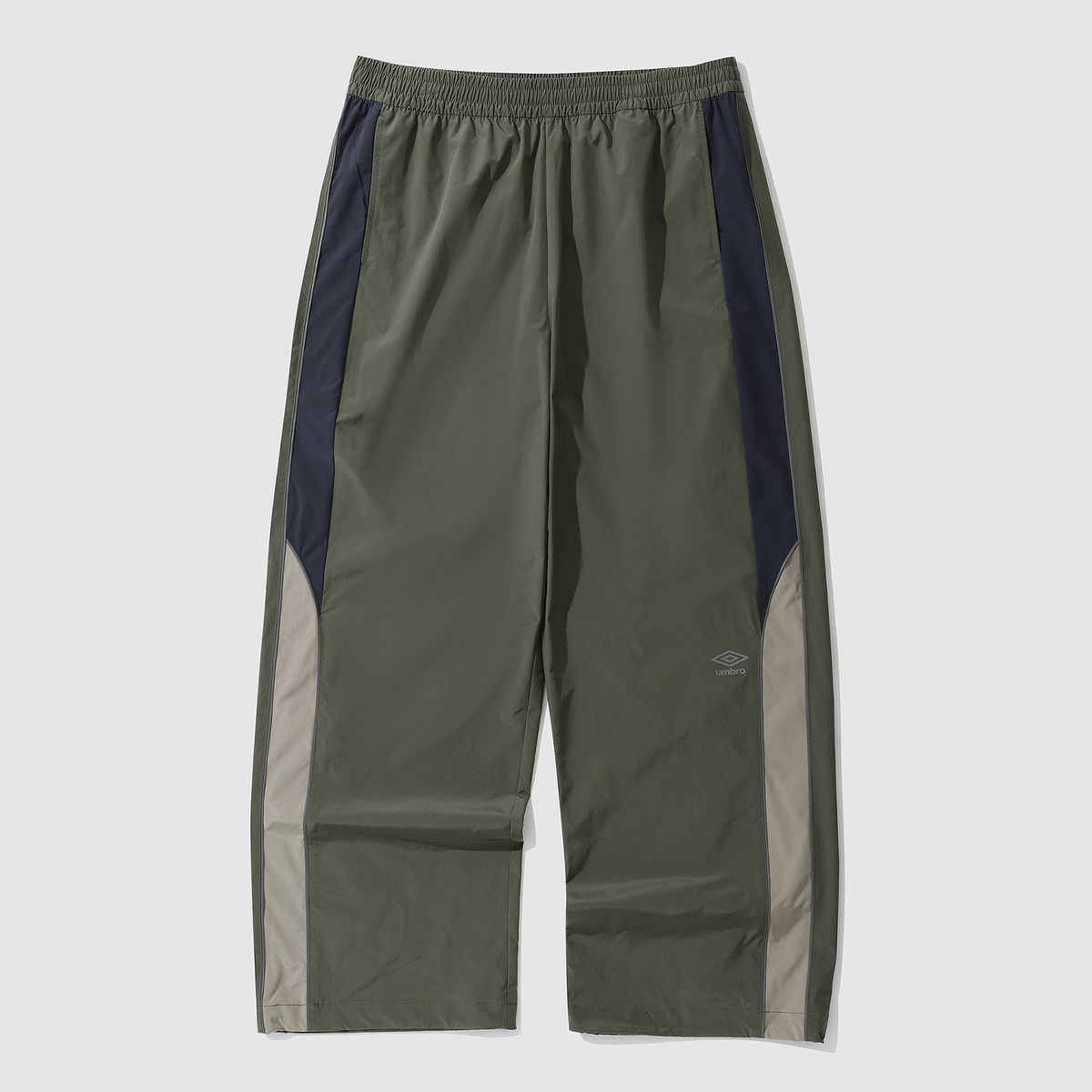 엄브로(UMBRO) 퓨쳐리즘 우븐 와이드 & 조거 2WAY 팬츠 카키(UP321CPT92)