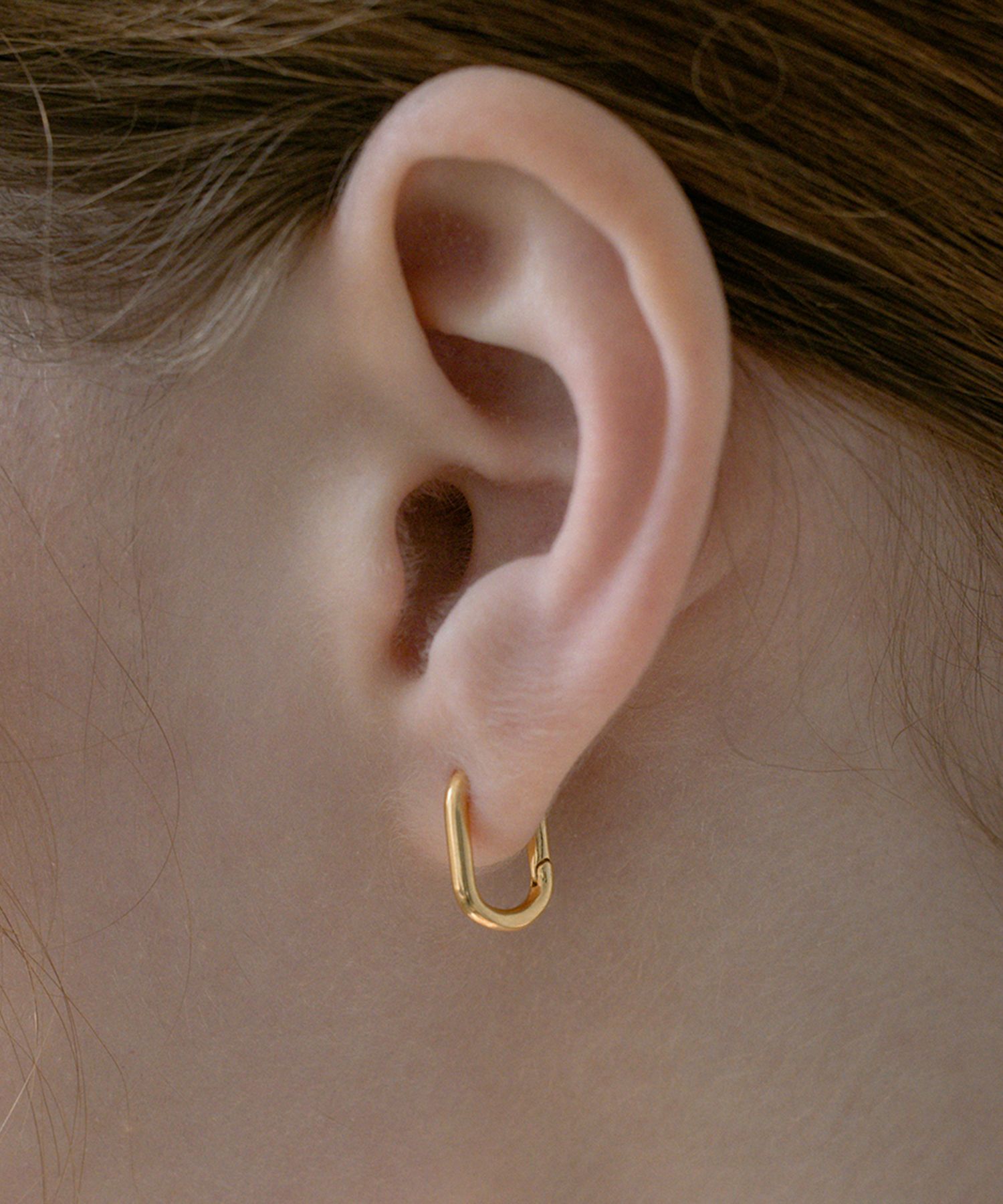 【TATIANA】(Silver925) Moissanite One-Touch Hoop Earring MUSINSA | TATIANA (Silver 925) Oval Hoop Earrings EC3003 (S)
