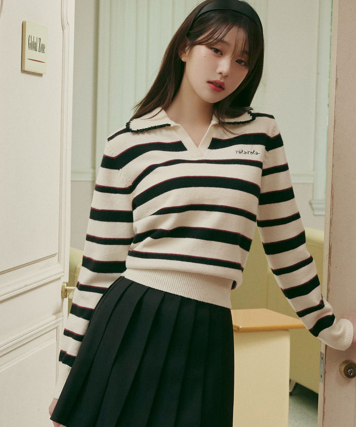 로라로라(ROLAROLA) V NECK COLLAR STRIPE KNIT PULLOVER IVORY