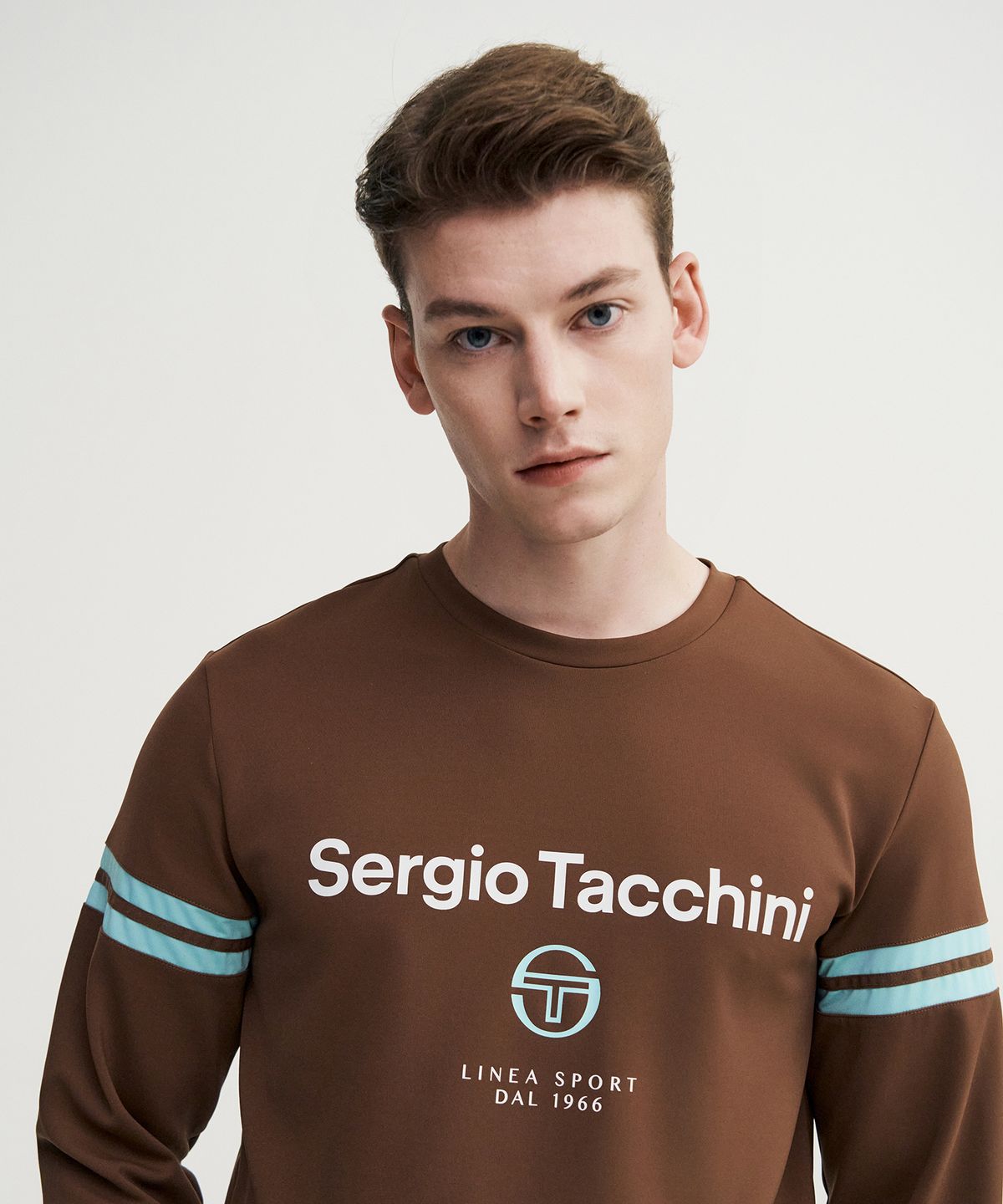 세르지오 타키니(SERGIO TACCHINI) M 에센셜 아트웍 긴팔티셔츠 (D.Brown)