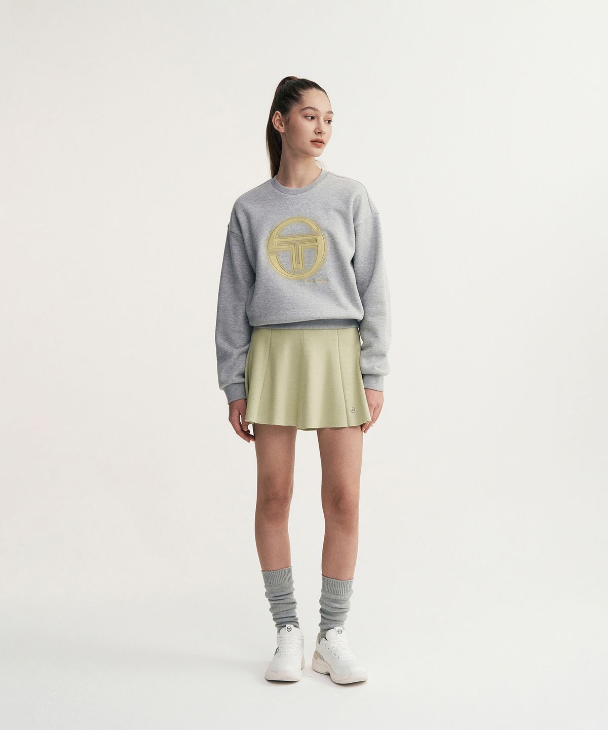 세르지오 타키니(SERGIO TACCHINI) W 데일리 기모 빅로고 맨투맨 (Melange Grey)