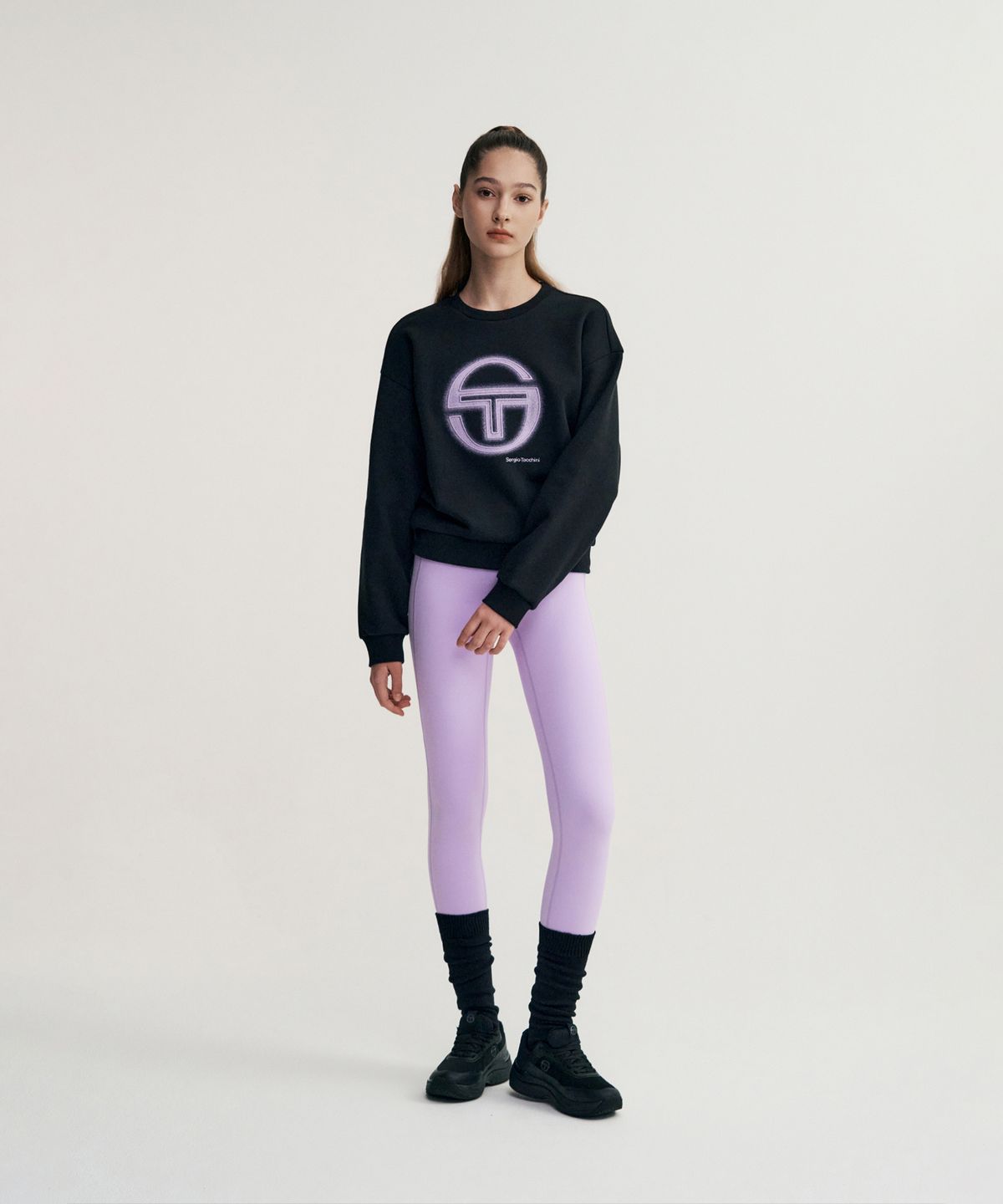 세르지오 타키니(SERGIO TACCHINI) W 데일리 기모 빅로고 맨투맨 (Black)