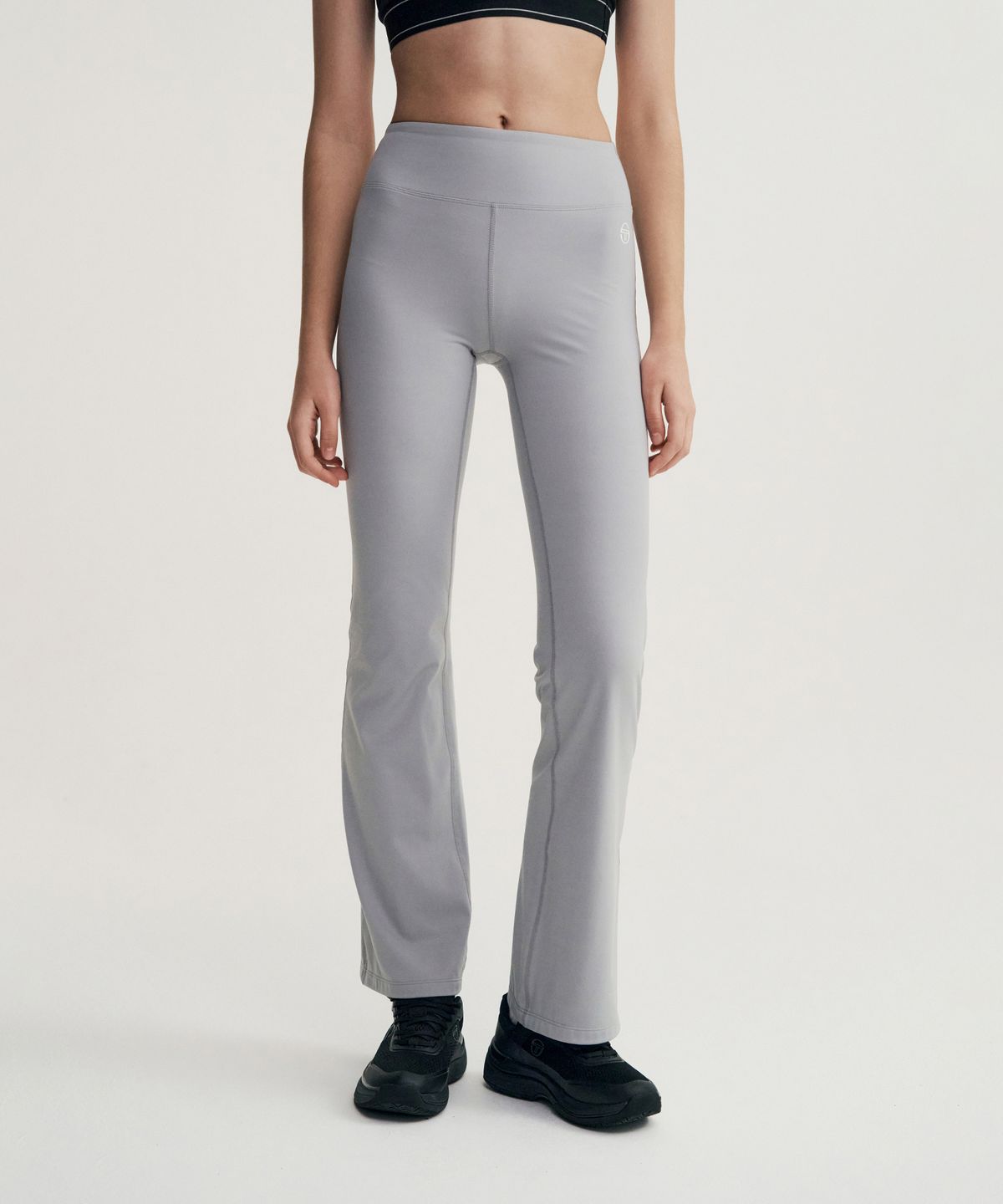 세르지오 타키니(SERGIO TACCHINI) W 에센셜 기모 부츠컷 레깅스 팬츠 (Grey)