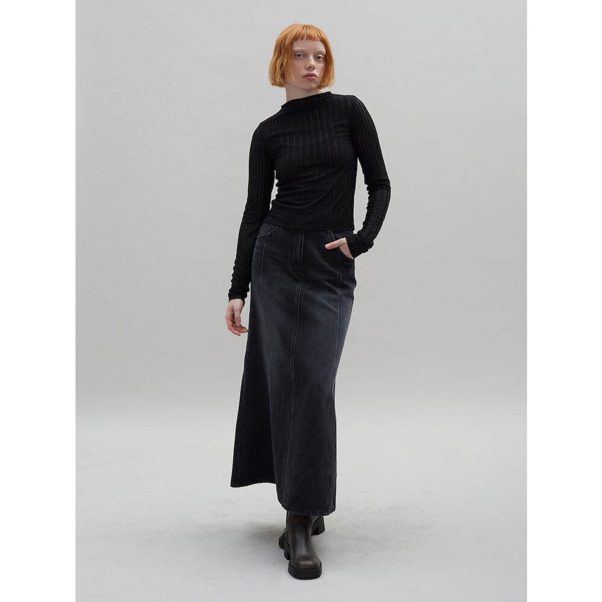 샌드 사운드(SAND SOUND) Modified Lip Tissue Sheer Top  Black