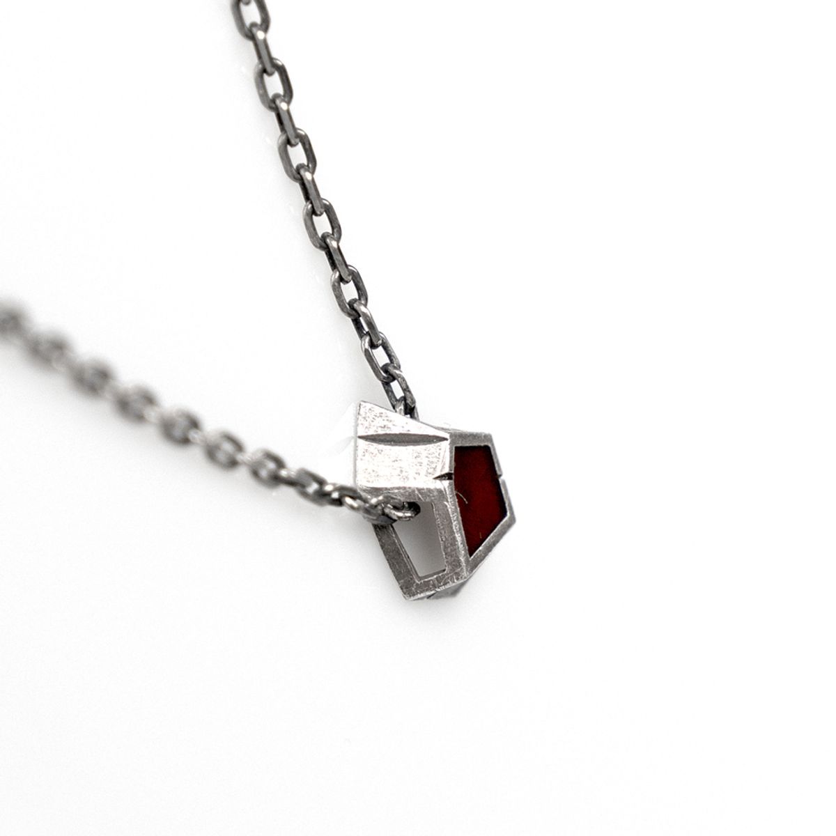 어 그라운드 링(AGROUNDRING) Polygon Necklace (자마노)
