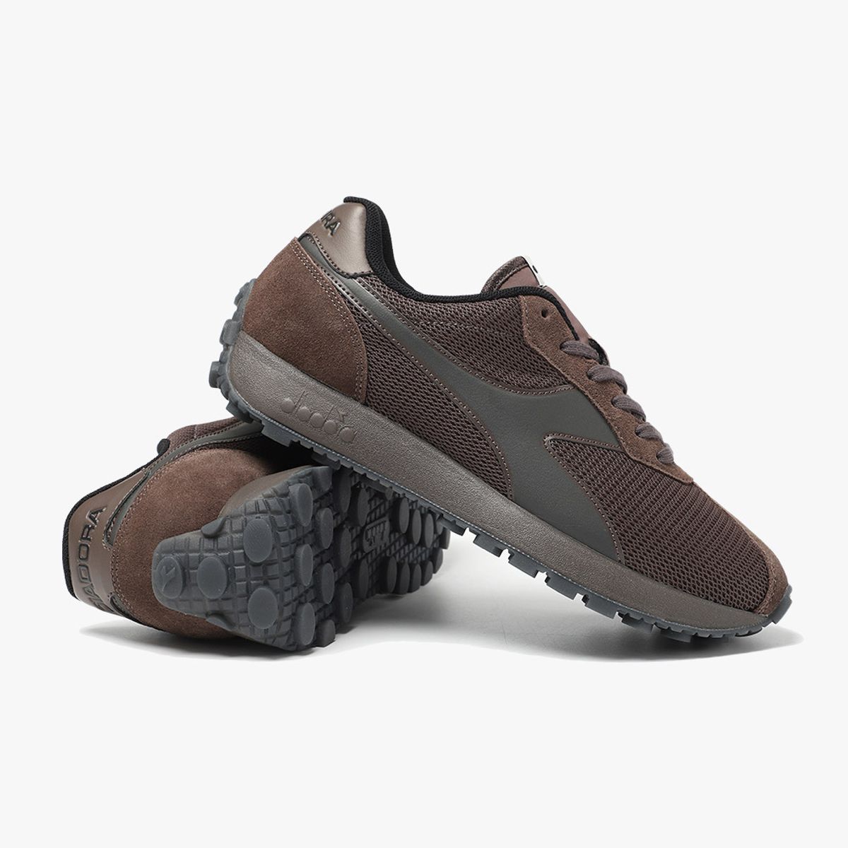 디아도라(diadora) 레제로 BROWN