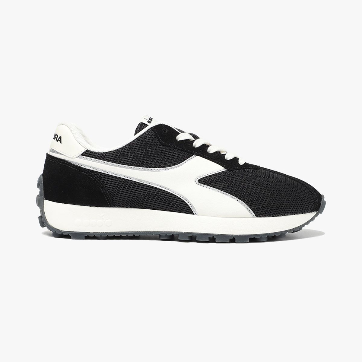 디아도라(diadora) 레제로 BLACK