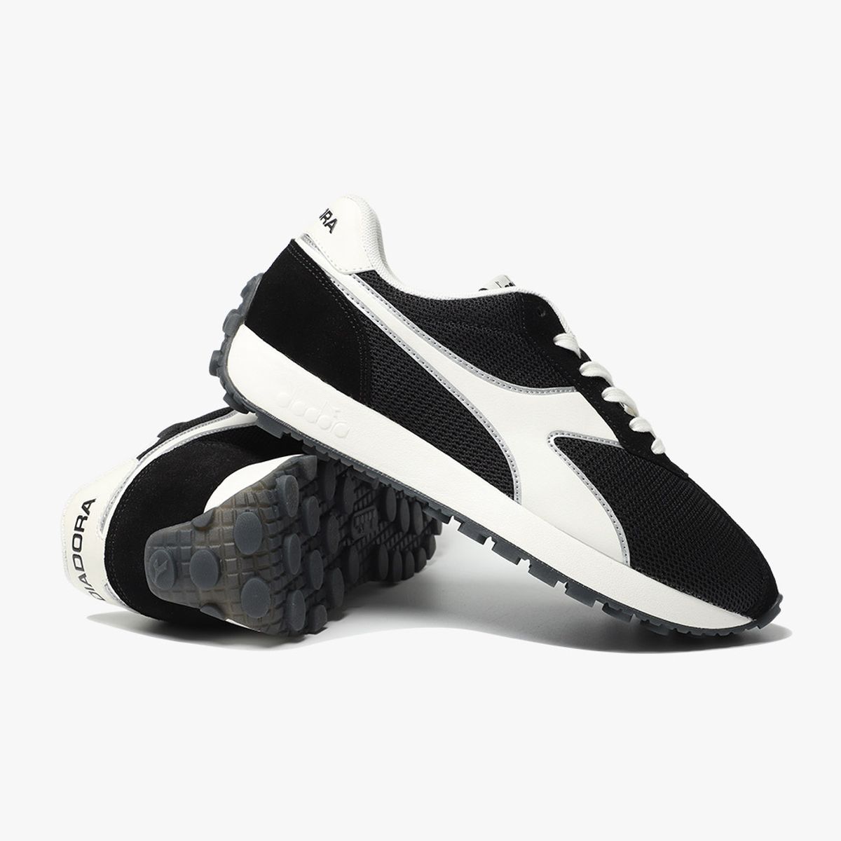 디아도라(diadora) 레제로 BLACK