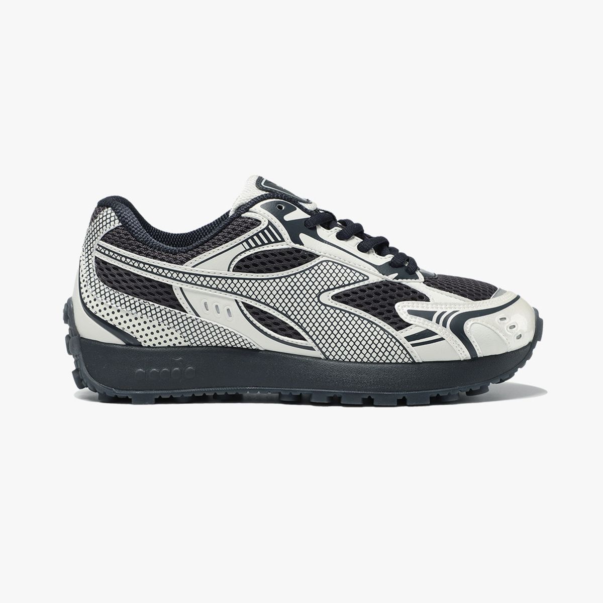 디아도라(diadora) 벨루나 BLACK