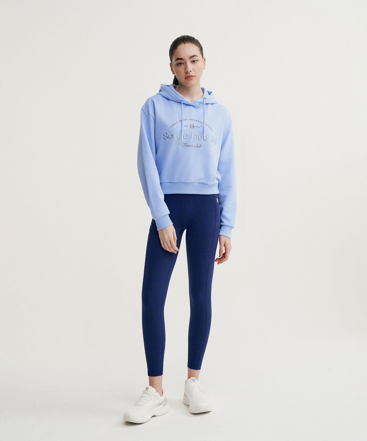 세르지오 타키니(SERGIO TACCHINI) W 데일리 세미 크롭 후드티 (L.Blue)