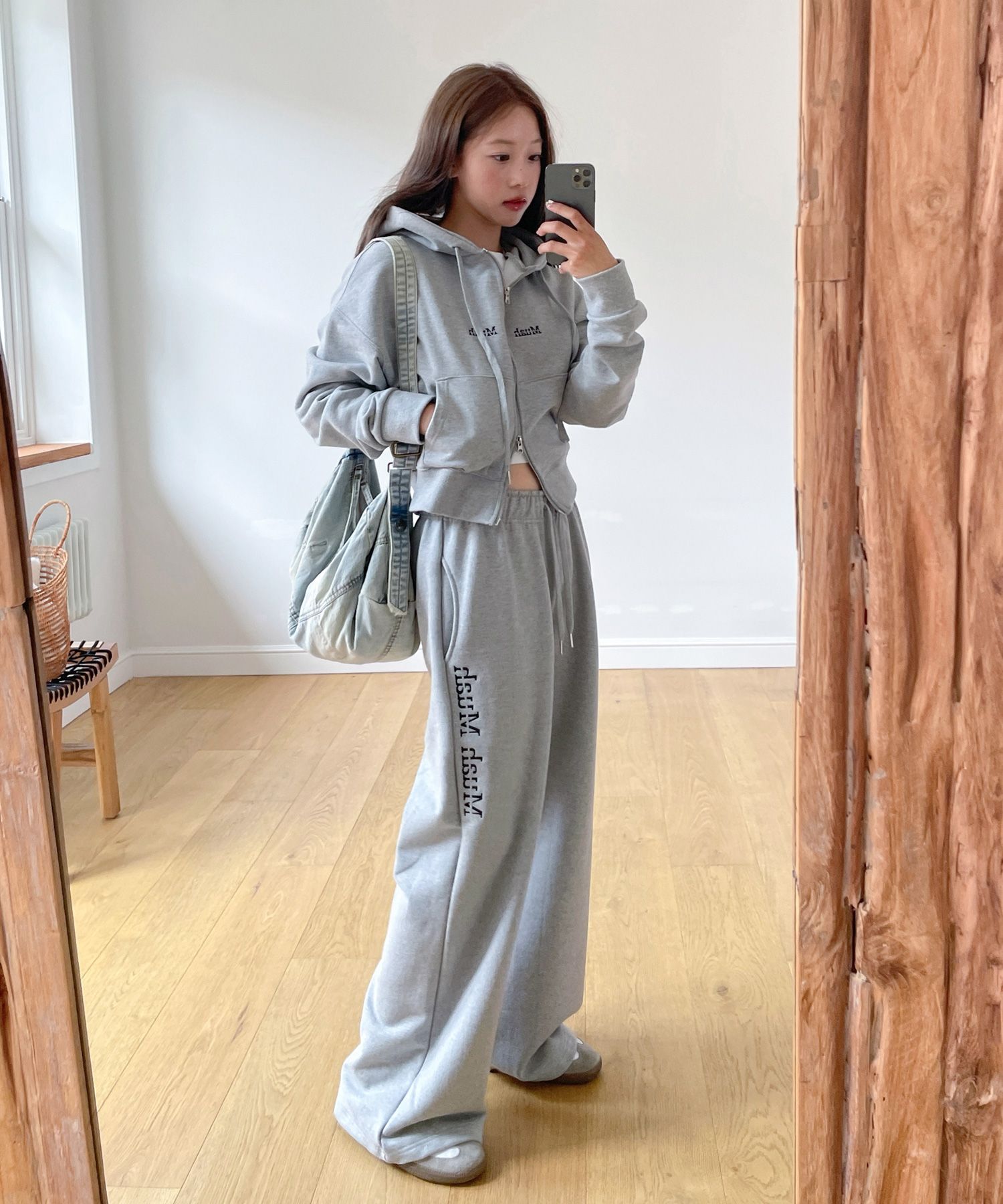 セットアップ muahmuah SET pigment hooded zip-up pants set-up 2 colors MUSINSA | MUAHMUAH [SET] Pigment Hooded Zip-up Pants Set [2