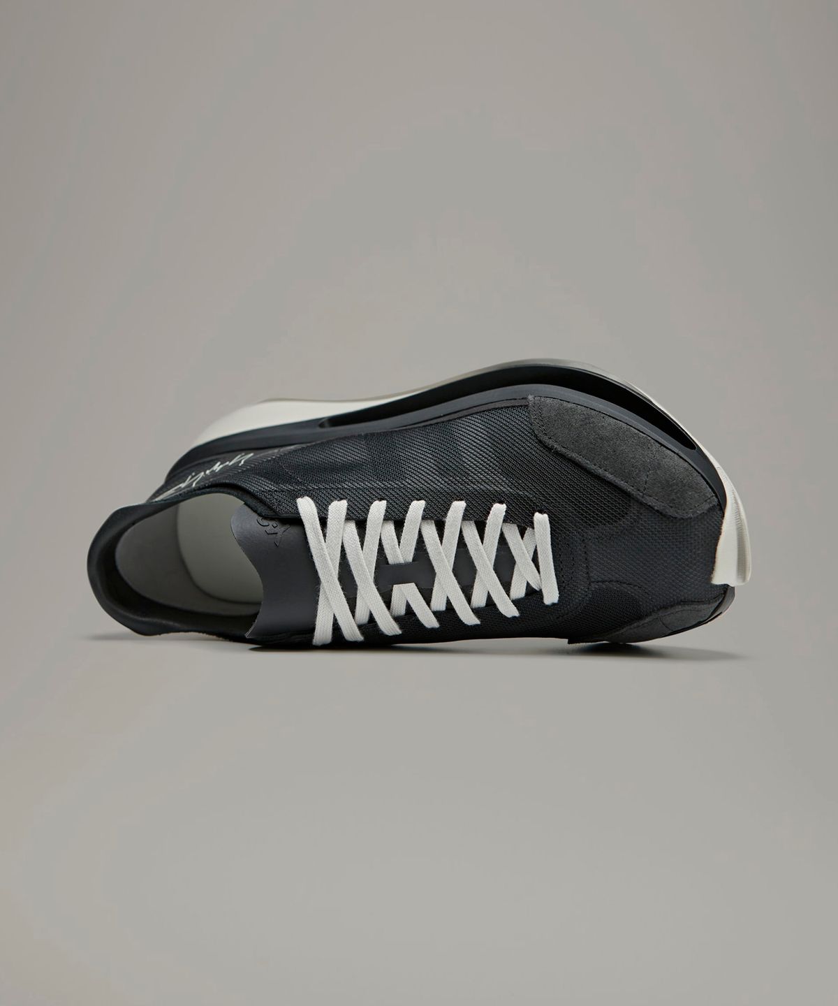 와이쓰리(Y-3) Y-3 S-젠도 - 블랙 / IF2025