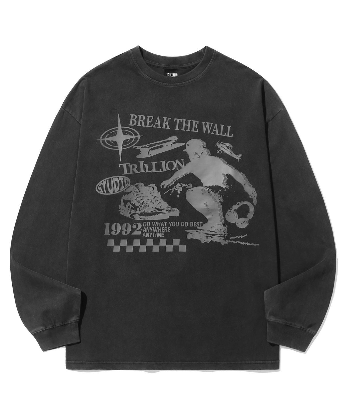 트릴리온(TRILLION) 스케이트보드 피그먼트 그래픽 롱 슬리브 (CHARCOAL)