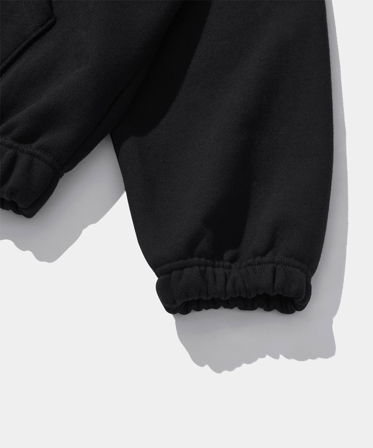 스탠드먼츠(STANDMENTS) COMFY SWEATSHIRT BLACK