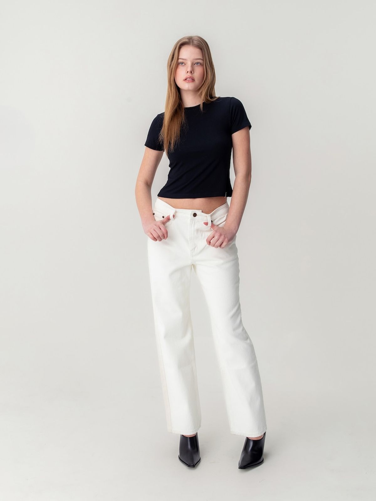 글로니(GLOWNY) THE JANE JEANS (WHITE)