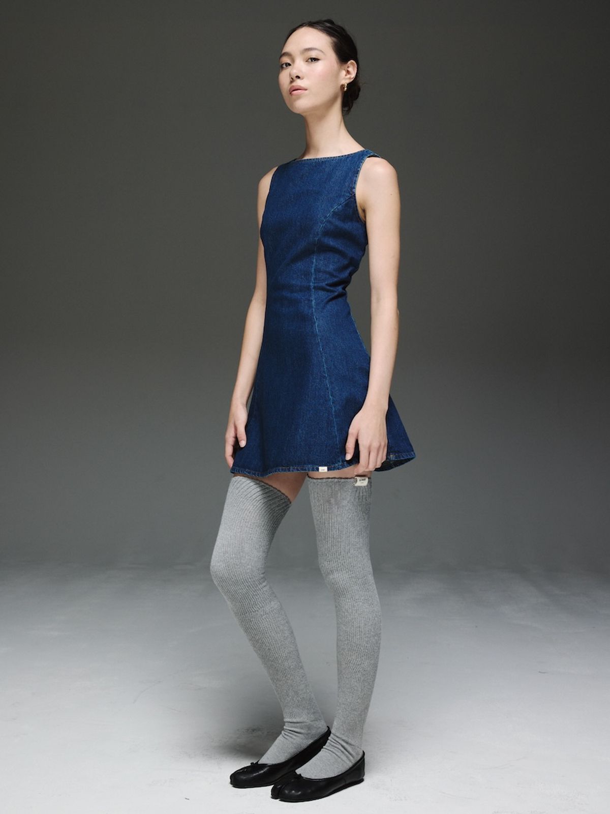 글로니(GLOWNY) THE CHLOE DRESS (DEEP BLUE)