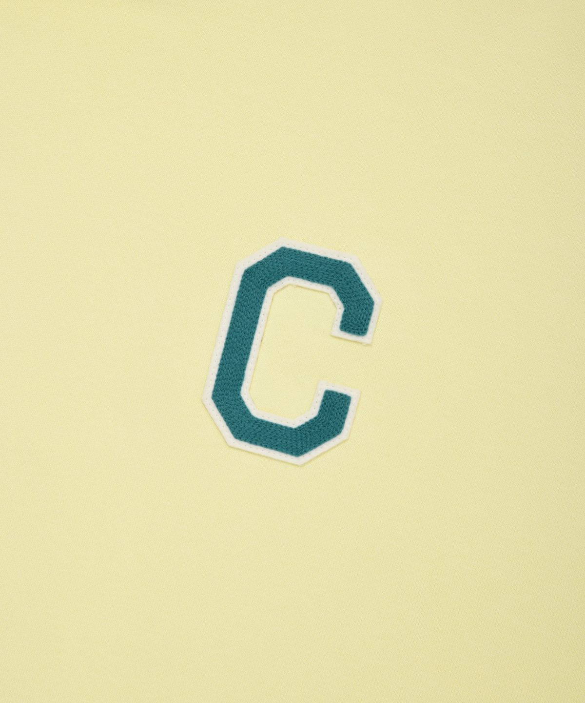 커버낫(COVERNAT) C 로고 후디 라이트 옐로우