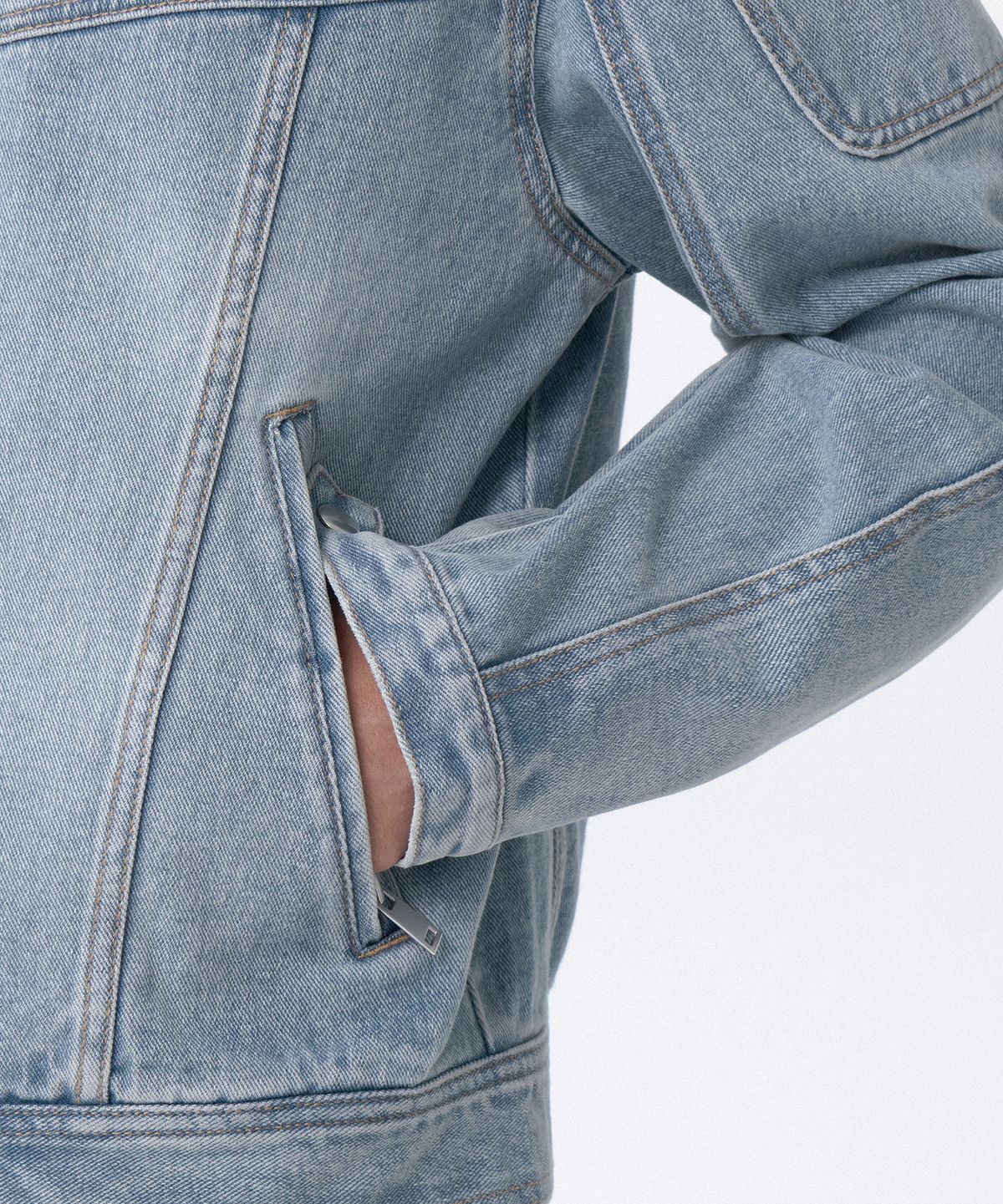무신사 스탠다드(MUSINSA STANDARD) 데님 패널드 레이서 재킷 [스카이 블루]