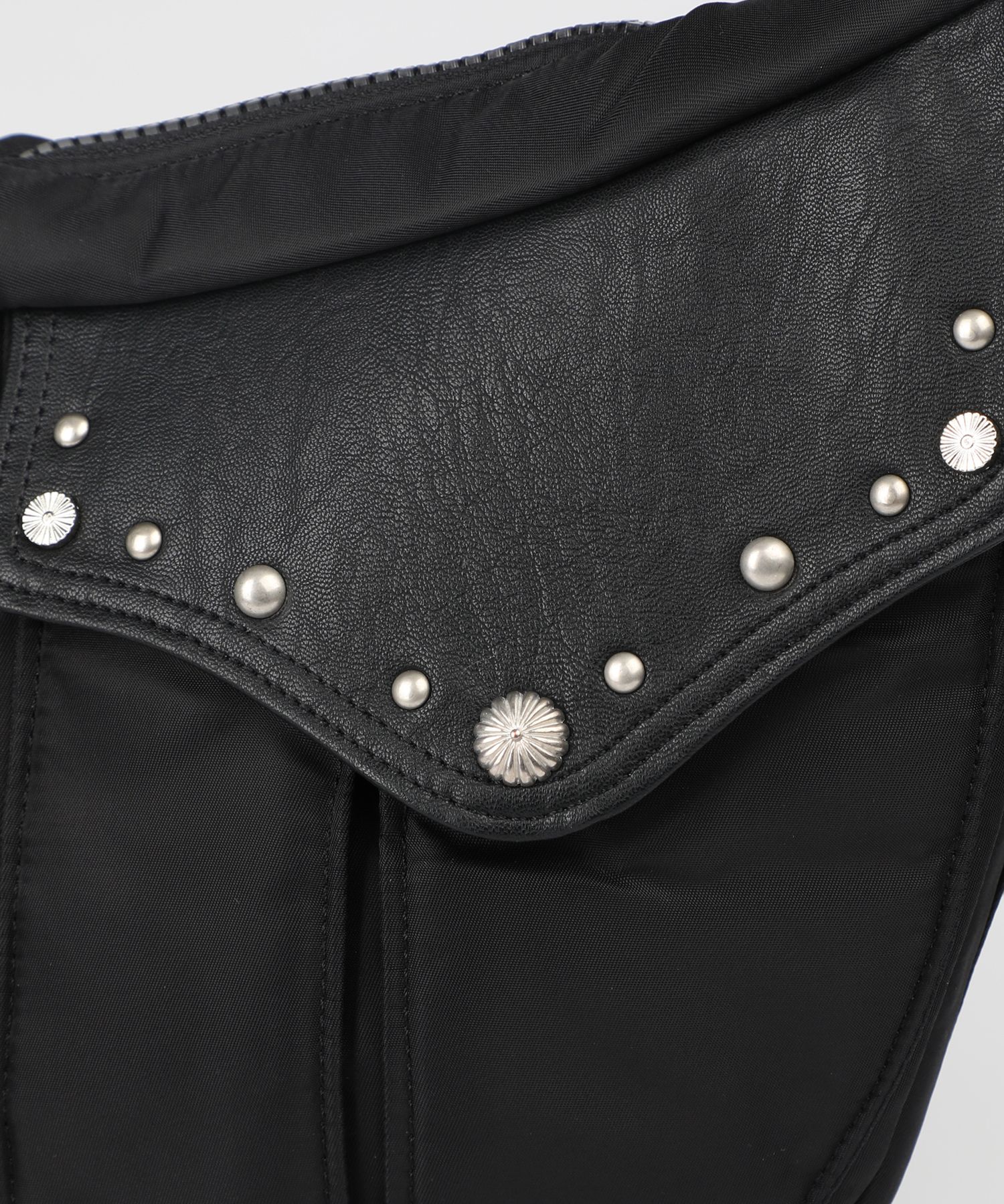 MUSINSA | IUGAMAKARAS [IugamacarasXSongfield] Studded