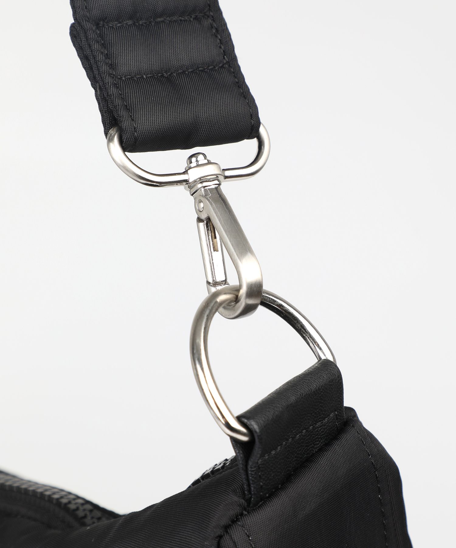 [IugamacarasXSongfield] Studded Western Shoulder Bag コラボ MUSINSA公式 | IUGAMAKARAS [IugamacarasXSongfield] Studded