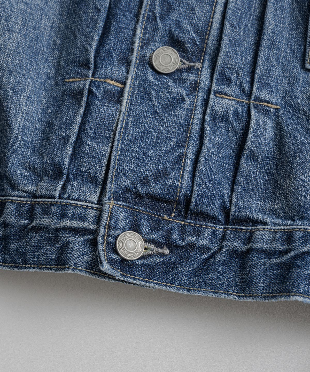 비헤비어(BEHEAVYER) DISTRESSED TYPE-1 DENIM JACKET  washed blue