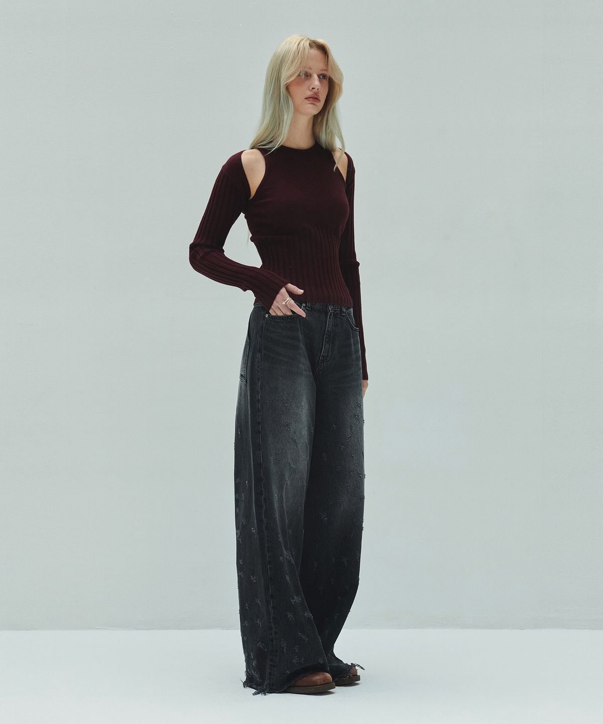 다이애그널(DIAGONAL) DAMAGE DENIM PANTS (black)