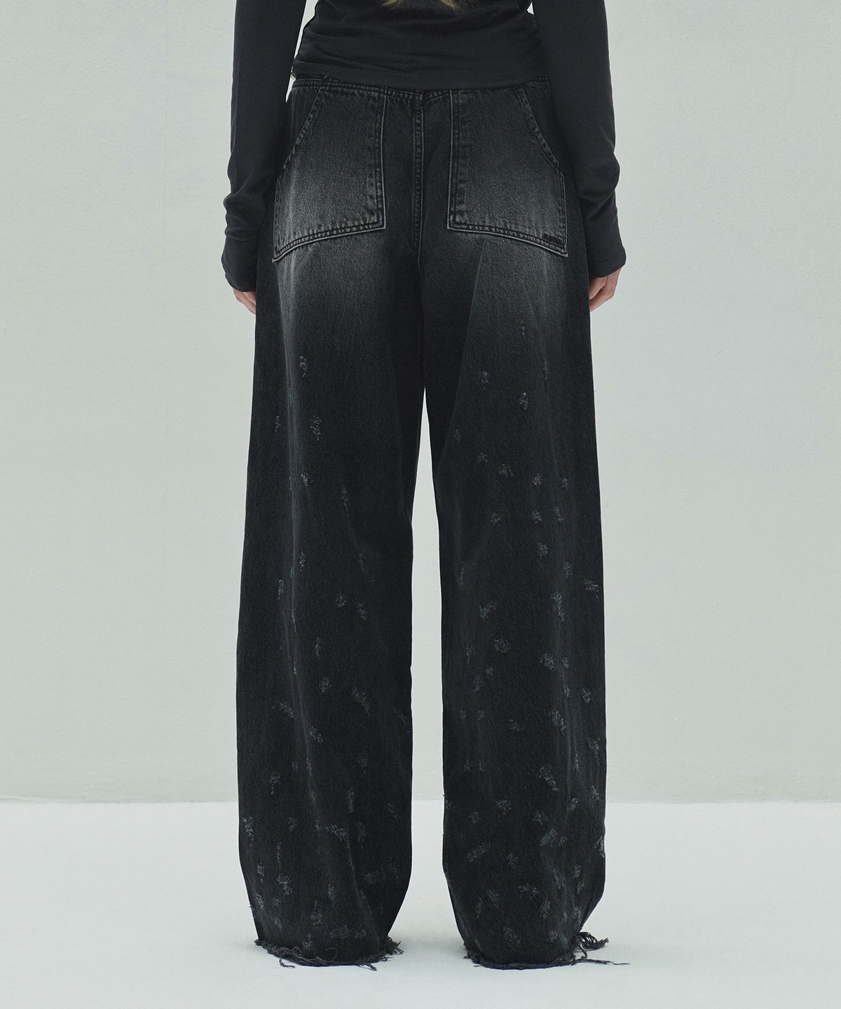 다이애그널(DIAGONAL) DAMAGE DENIM PANTS (black)