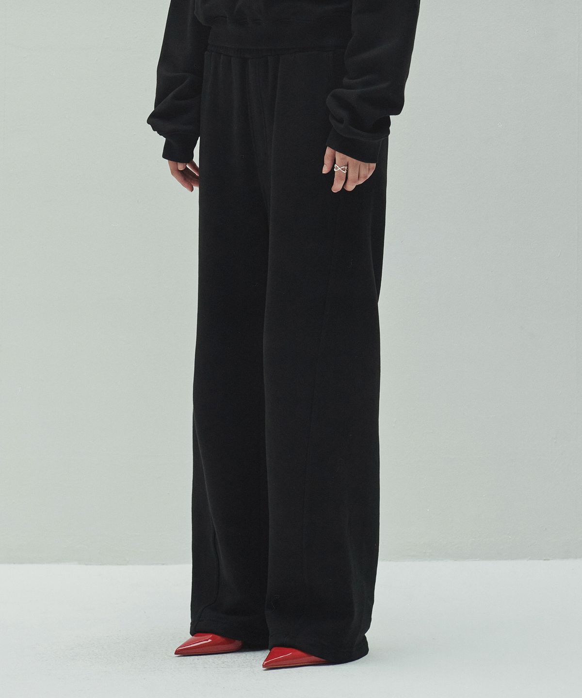 다이애그널(DIAGONAL) DIAGONAL LOGO SWEATPANTS (black)