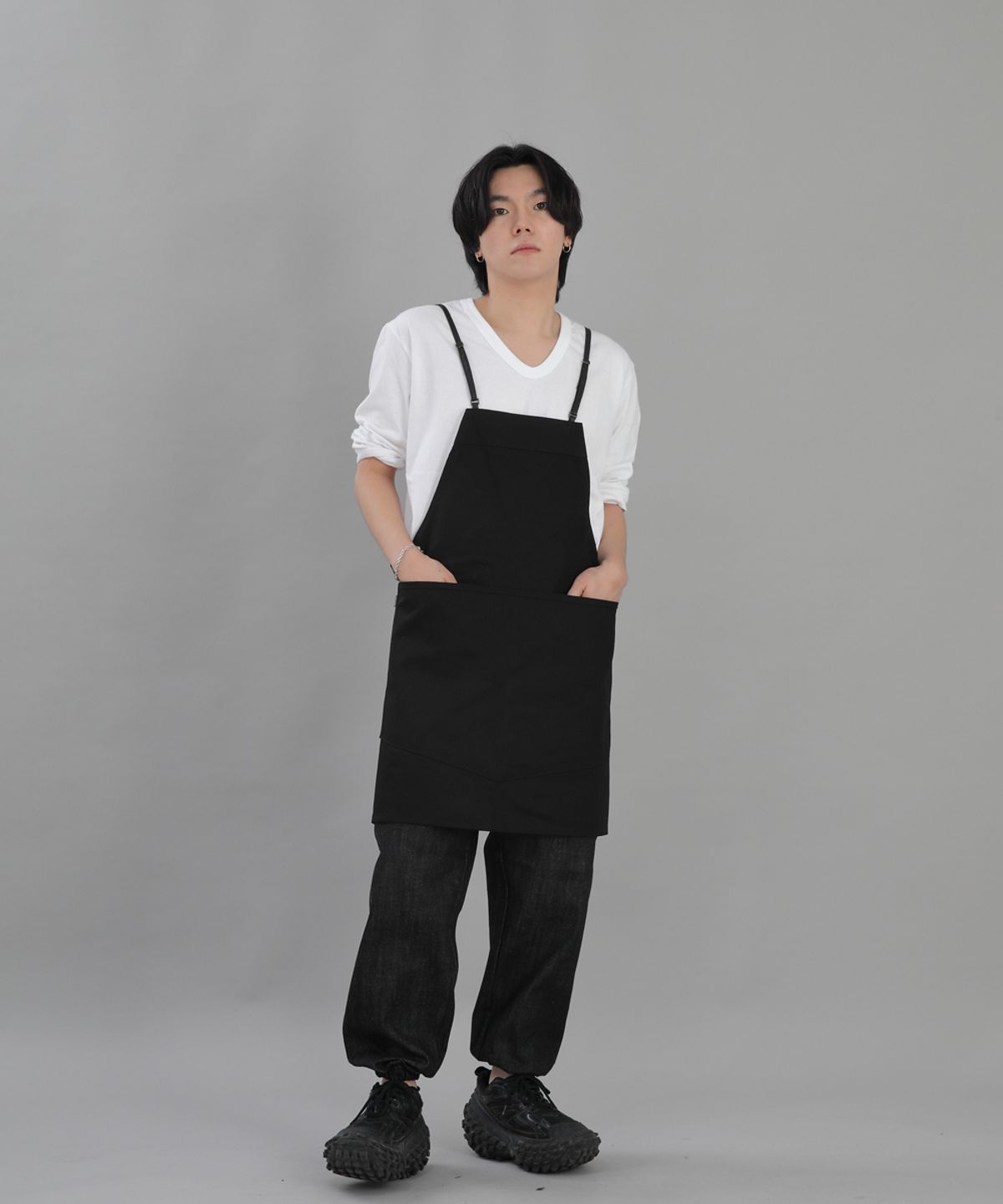 세인트크루(SAINTCREW) 미니멀 와이드포켓 에이프런 MWA-1320 블랙