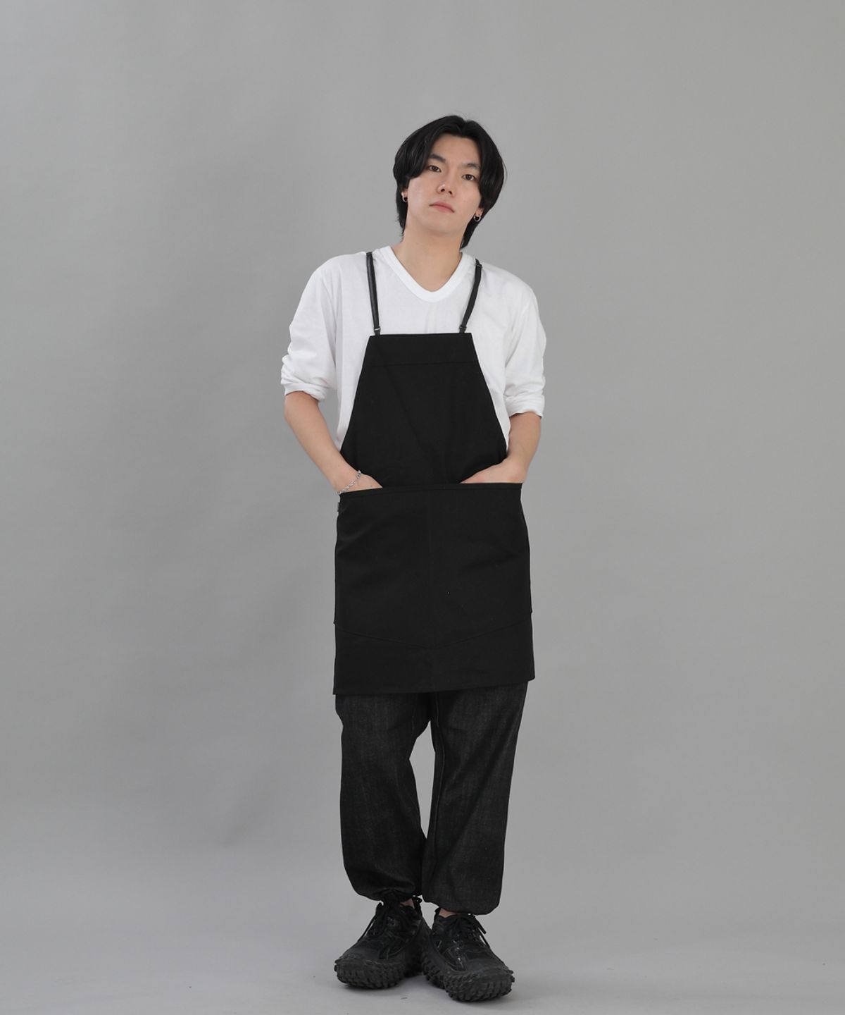 세인트크루(SAINTCREW) 미니멀 와이드포켓 에이프런 MWA-1320 블랙