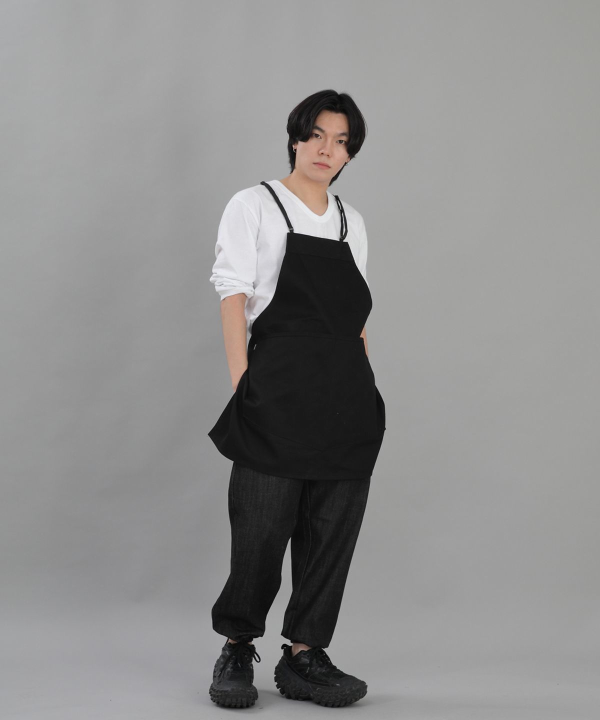 세인트크루(SAINTCREW) 미니멀 와이드포켓 에이프런 MWA-1320 블랙