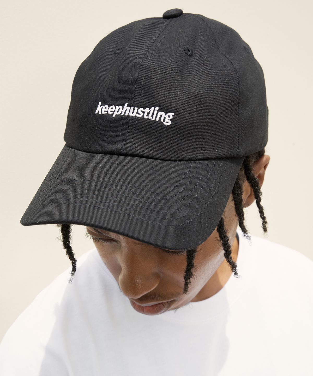 킵허슬링(KEEPHUSTLING) 오리지널 로고 볼캡 (블랙)