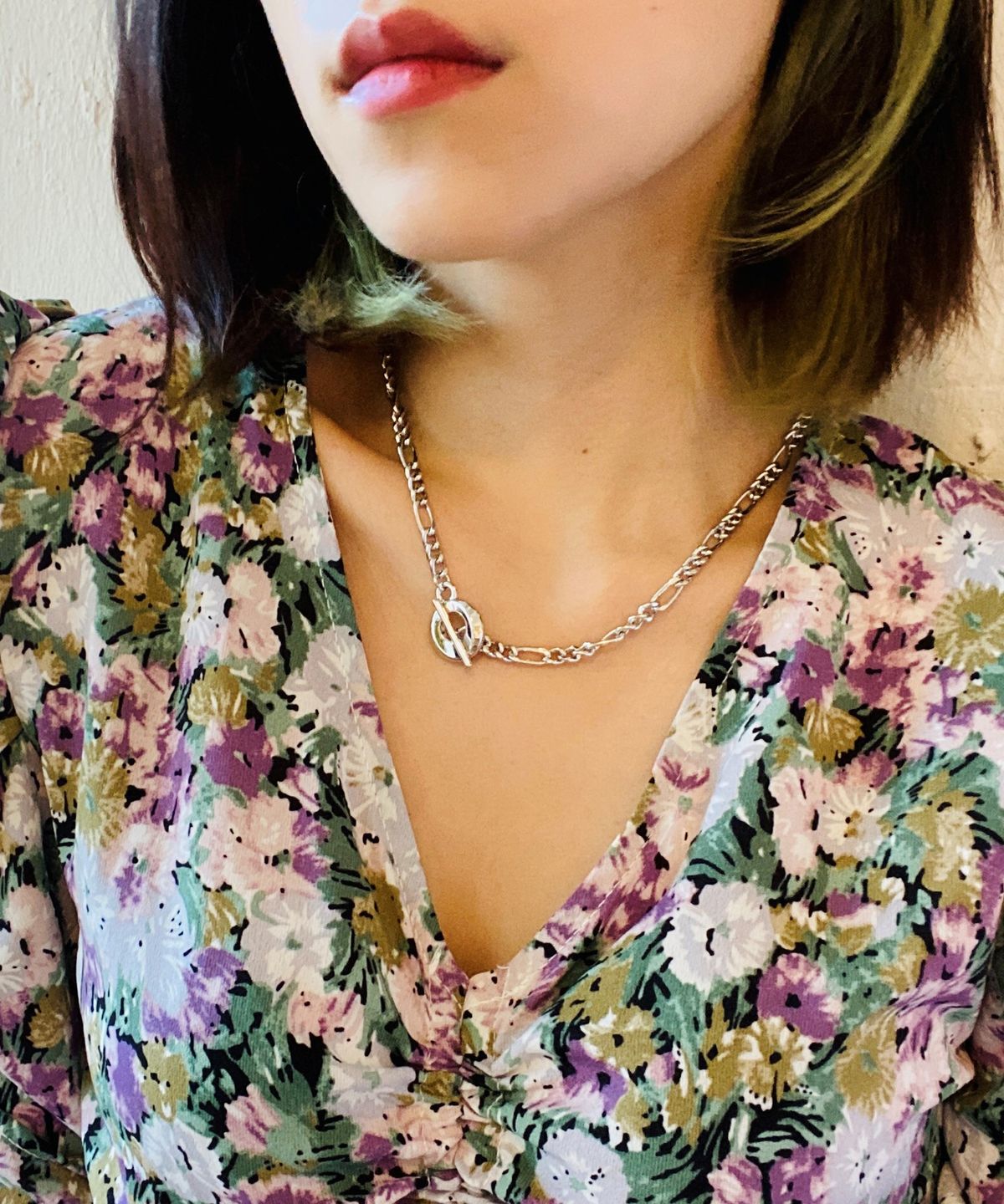 쿠도스(KUDOS) Signature Toggle Bar Necklace