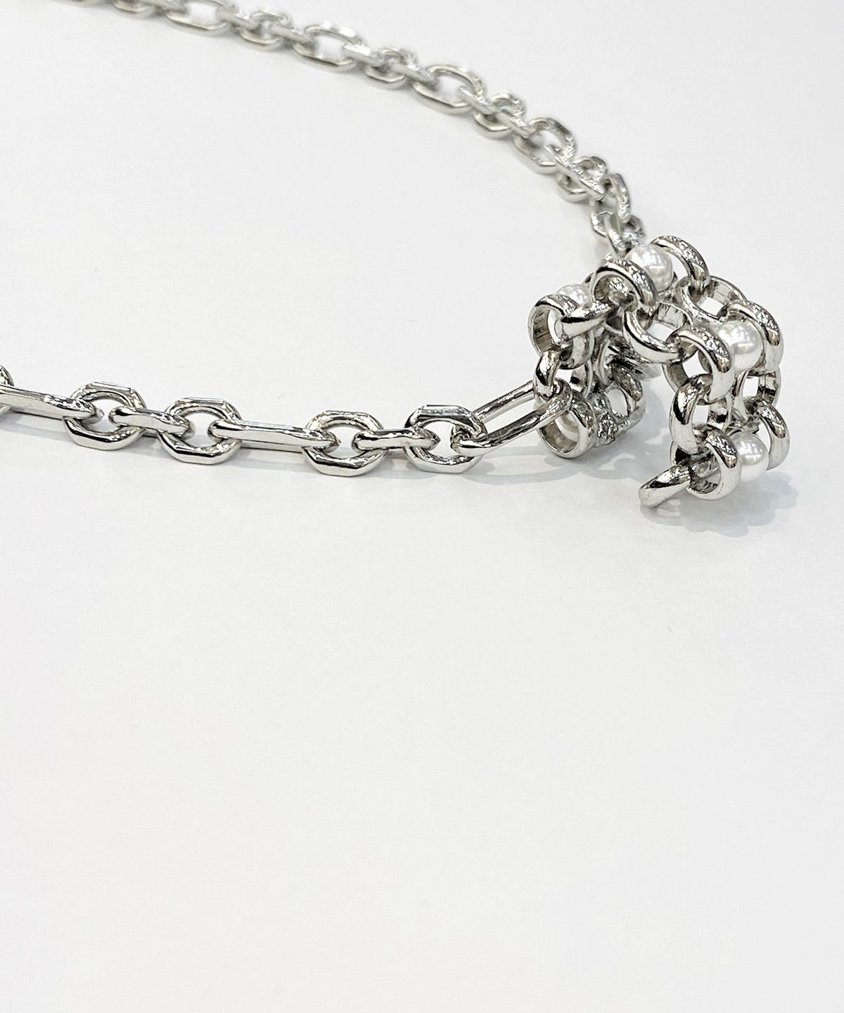 쿠도스(KUDOS) Half Round Pearl Chain Necklace