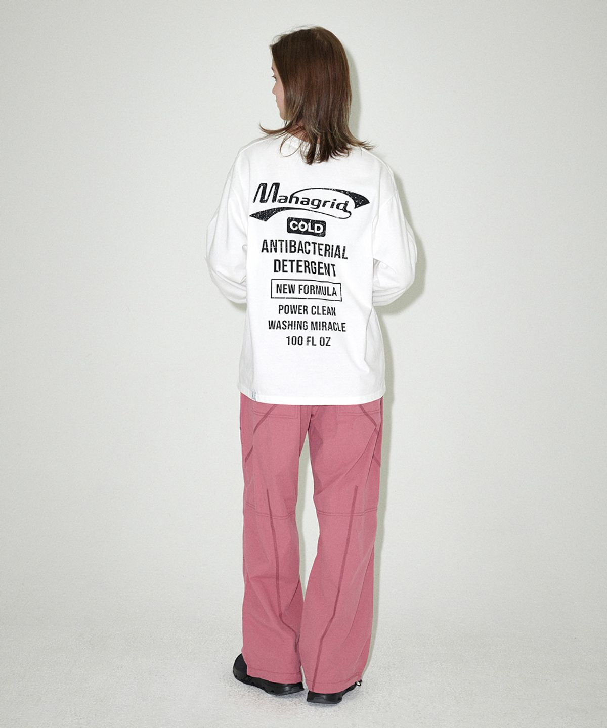 마하그리드(MAHAGRID) DETERGENT LOGO LS TEE WHITE(MG2EFMT562A)