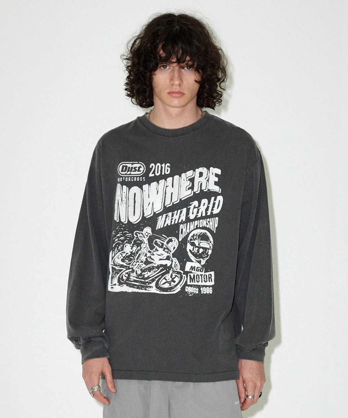 마하그리드(MAHAGRID) DUST MOTORCROSS PIGMENT LS TEE CHARCOAL(MG2EFMT563A)