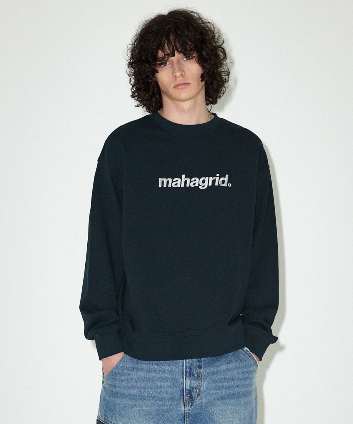 마하그리드(MAHAGRID) BASIC LOGO SWEATSHIRT NAVY((MG2EFMM449A)