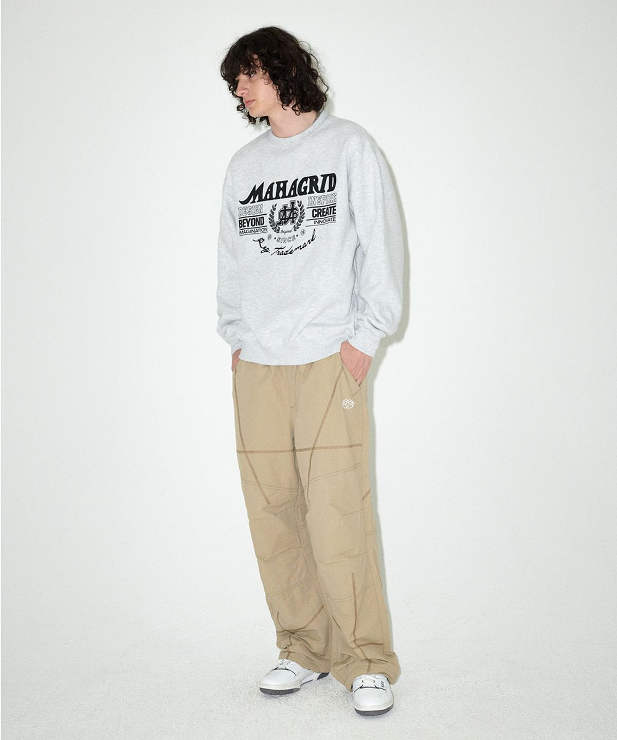 마하그리드(MAHAGRID) TRADEMARK SWEATSHIRT LIGHT GREY(MG2EFMM462A)
