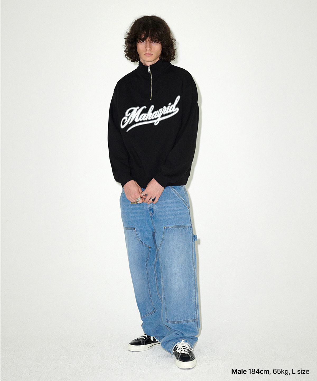마하그리드(MAHAGRID) SCRIPT LOGO HALF ZIP UP_2colors