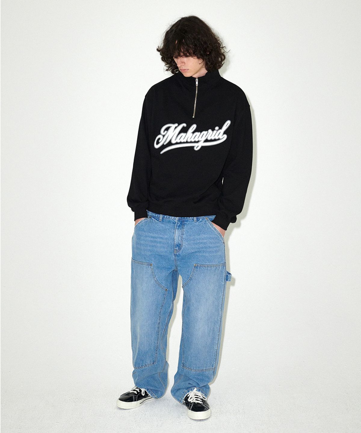 마하그리드(MAHAGRID) SCRIPT LOGO HALF ZIP UP_2colors