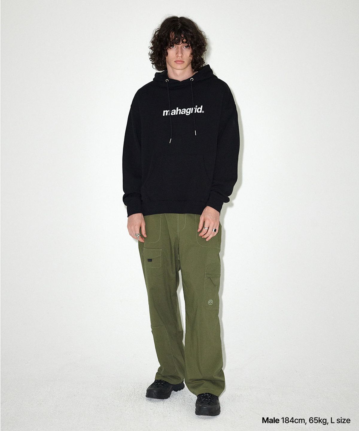 마하그리드(MAHAGRID) BASIC LOGO HOODIE BLACK(MG2EFMM407A)